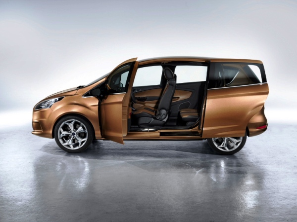 Ford angajează 500 de muncitori la uzina din Craiova