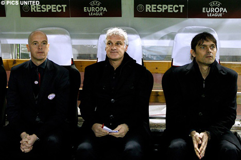 Fred Rutten a fost dat afară de la PSV