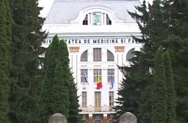 “Înfiinţarea facultăţii maghiare de Medicină înseamnă segregarea etnică a bolnavilor”