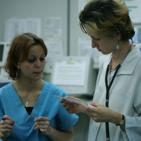 La doctor, după alte reguli