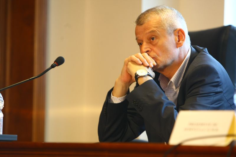 Oprescu se pune bine cu Domnul. A alocat 2,5 milioane de euro pentru Catedrala Mânuirii Neamului