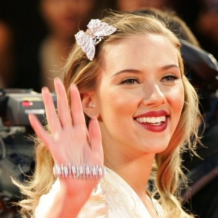 Până la 60 de ani de închisoare pentru hackerul care a publicat poze nud cu Scarlett Johansson