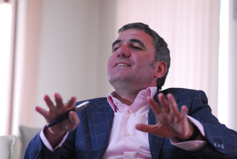 Parteneriat Hagi - Ajax