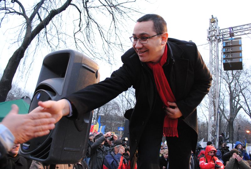 Ponta confundă dezbaterile publice de la PMB cu ședințele CGMB