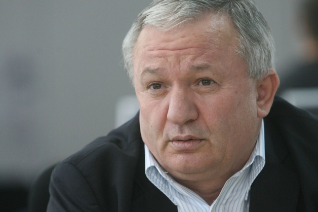 Porumboiu n-ar refuza șefia CCA