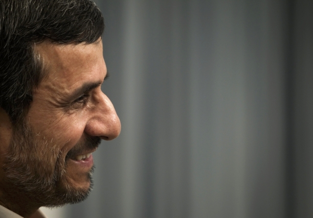 Presiuni pe Teheran. UE taie accesul Iranului la serviciile financiare