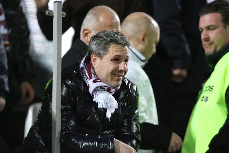 Rapid, tras pe linie moartă la Brașov. Șumudică: "Cu un ochi plâng şi cu unul râd"