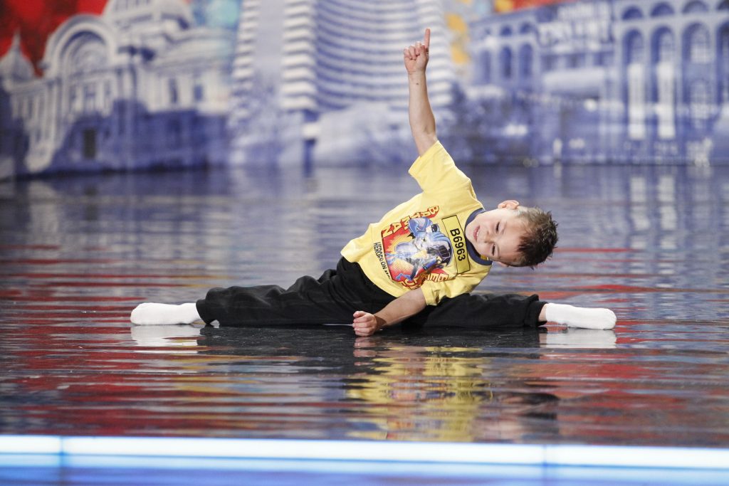 "Românii au talent". Micul Hercule, între performanță și riscuri