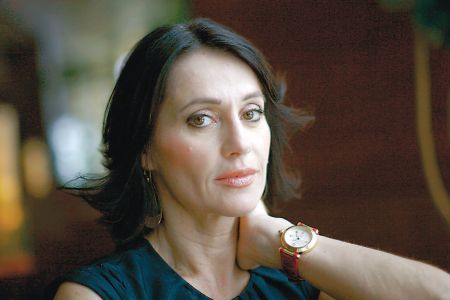 Urmează staţia Nadia Comăneci!