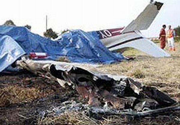 VEZI ce a păţit o femeie care s-a dat cu ojă în avion | VIDEO