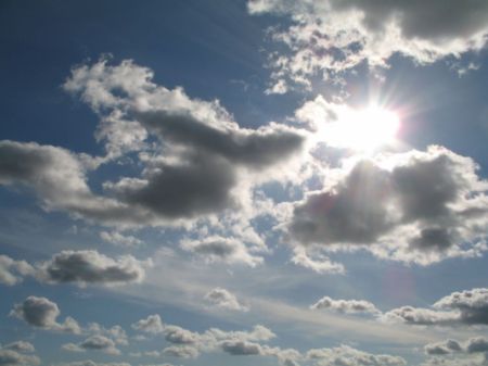 A venit vara mai devreme peste Europa. AFLĂ ce temperaturi record s-au înregistrat în aprilie