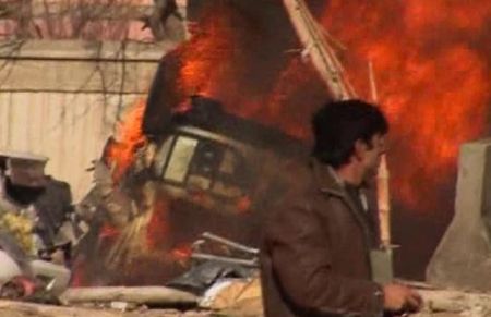 Afganistan: Talibanii au lansat atacuri simultane asupra mai multor clădiri diplomatice