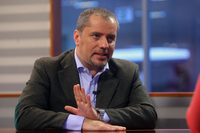 Atănăsoaei se aruncă în luptă cu Vanghelie