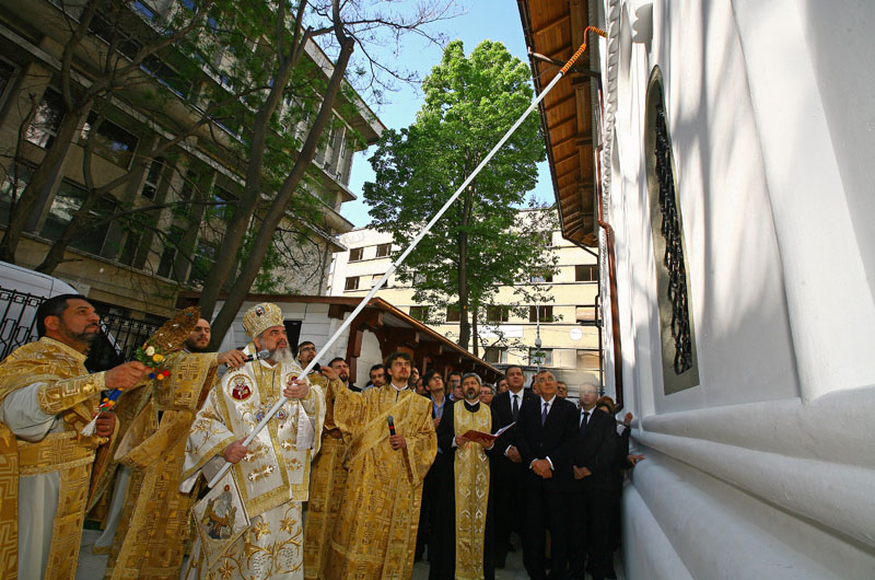 „Biserica dintr-o zi”, din Capitală, resfințită după 310 ani