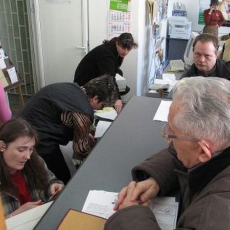 Bugetarii ar putea fi liberi pe 30 aprilie