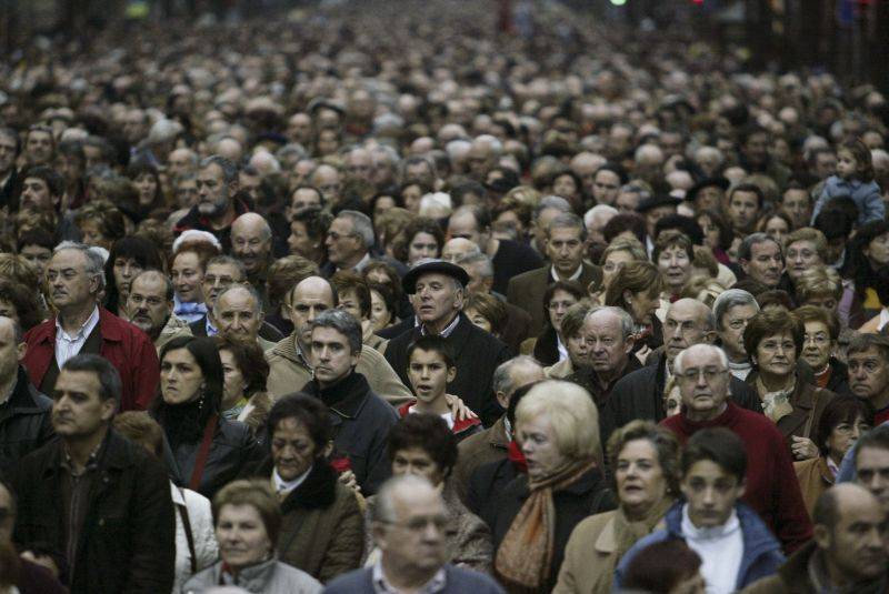 Cât de rasiști, misogini și homofobi sunt românii | SONDAJ