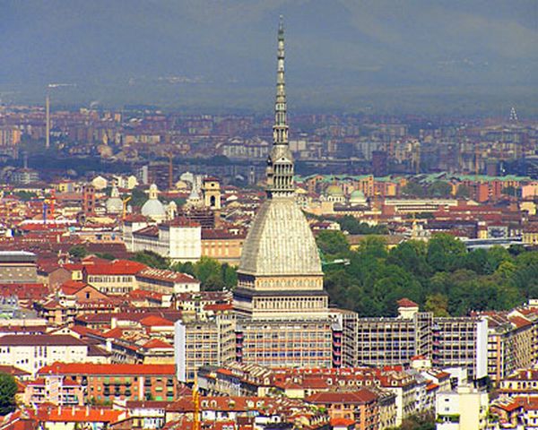 Italienii se plâng că nu le mai ajung banii