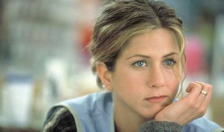 Jennifer Aniston, încântată de logodna dintre Brad Pitt şi Angelina Jolie