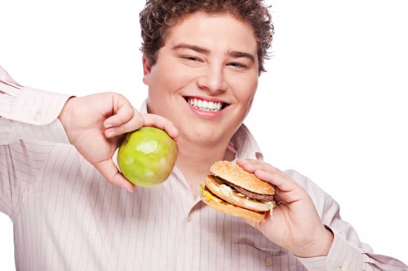 Mănânci fast-food? Rişti să devii depresiv