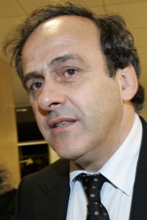 Michel Platini e supărat pe hotelierii ucraineni: bandiţi şi escroci