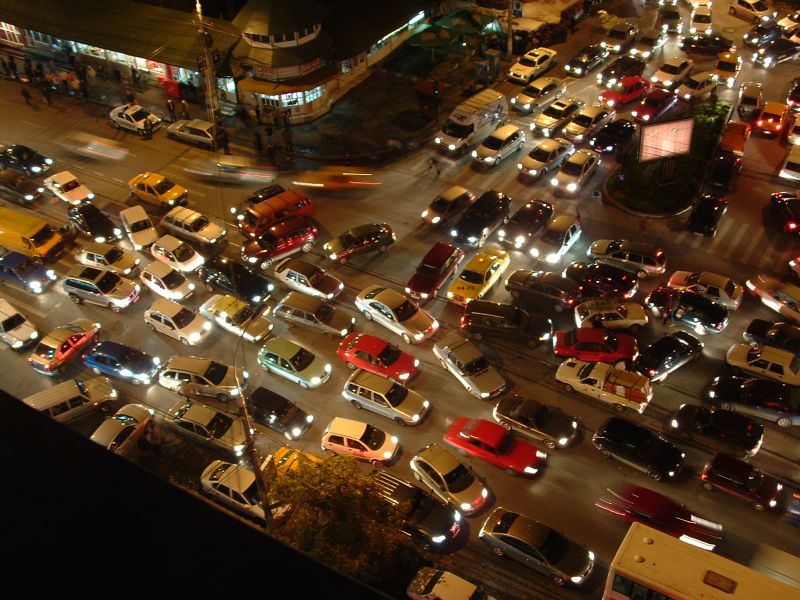 Pasajul Pipera, blocat 6 luni la cheremul lui Oprescu. 170 de ore pierdute în trafic de fiecare șofer