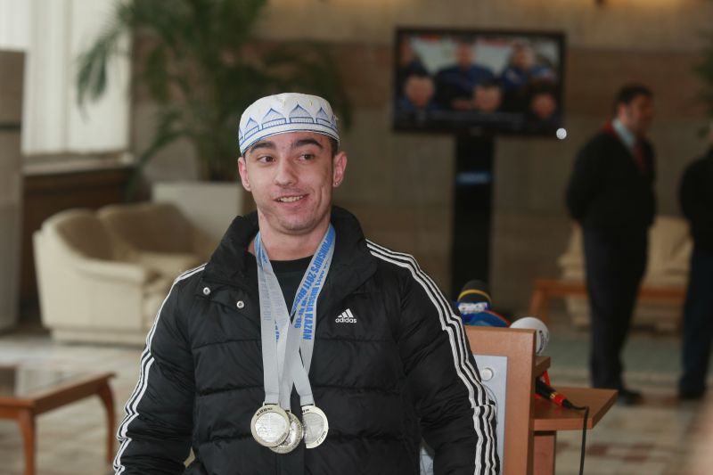 Răzvan Martin a crescut pe străzi
