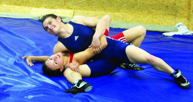 Românii se iau la trântă la Sofia