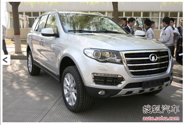 SUV-ul cu "faţă" de Volkswagen Touareg şi "fund" de Renault Koleos, pregătit de debut