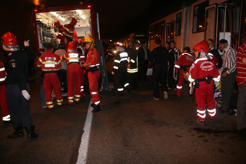 ACCIDENTUL DE TRAMVAI. Cei trei vatmani au fost audiaţi
