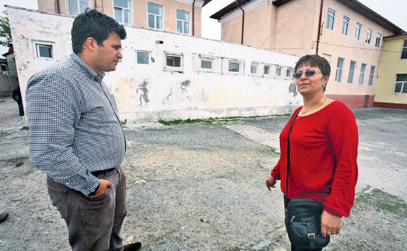 COLORĂM ROMÂNIA: Au câştigat pe mâna "doamnei Vali"