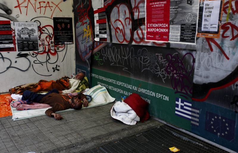GRECIA: O nouă SINUCIDERE, în contextul crizei economice, șochează opinia publică