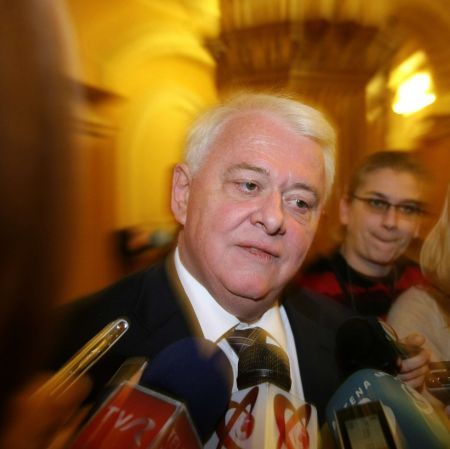 Hrebenciuc, revenit în graţiile conducerii PSD. Ponta l-a promovat vice la Camera Deputaţilor
