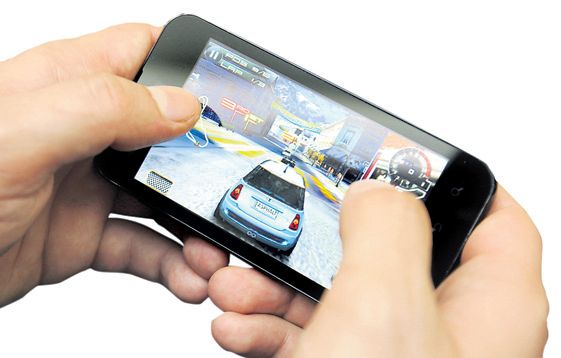 Jocuri cu maşini pe telefon