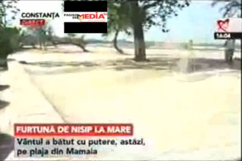 JURNALISM DE TOT RÂSU'. Un reporter a înscenat o furtună de nisip la mare