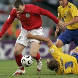 Naţionala Suediei filmează spotul de prezentare pentru EURO 2012 la Ploieşti