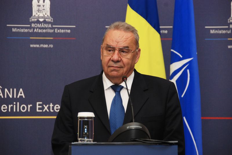 Noul guvern deschide conducta angajărilor în sectorul bugetar. Cadoul pentru clienții politici: posturi în misiunile diplomatice
