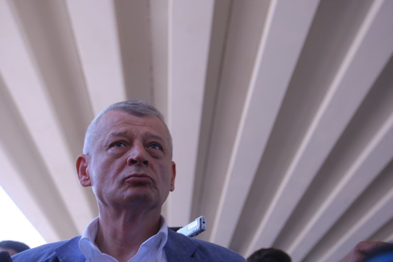 Oprescu, trei bolizi de lux, niciunul în declaraţia de avere