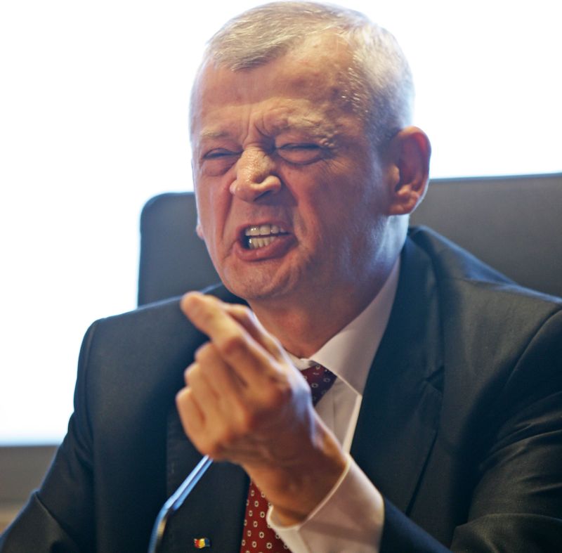 Oprescu vrea zi liberă pentru elevi pe 9 mai, când se joacă finala Europa League: „Nu vrem să blocăm Bucureștiul!”