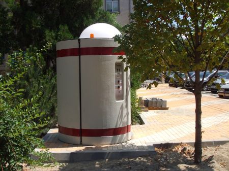 Primăria din Beijing a adoptat regula "doar două muşte" pentru toaletele publice