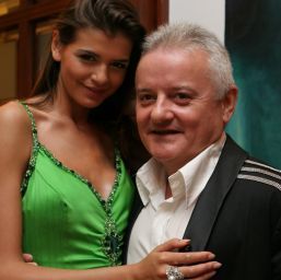 Războiul Columbenilor a continuat azi la Tribunalul București. Irinel: „Monica face teatru absurd!”