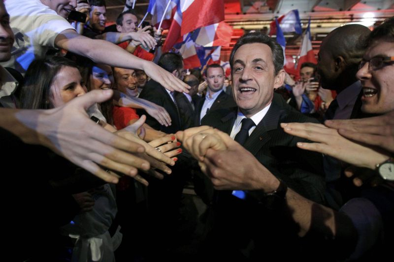 Sarkozy așteaptă votul electoratului de extremă dreapta: Franța are prea mulți imigranți