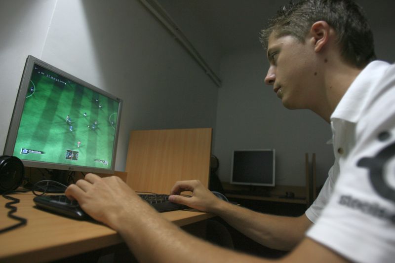 Se pregăteşte Federaţia Sportului Electronic
