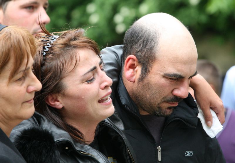 Şi-au îngropat îngeraşul