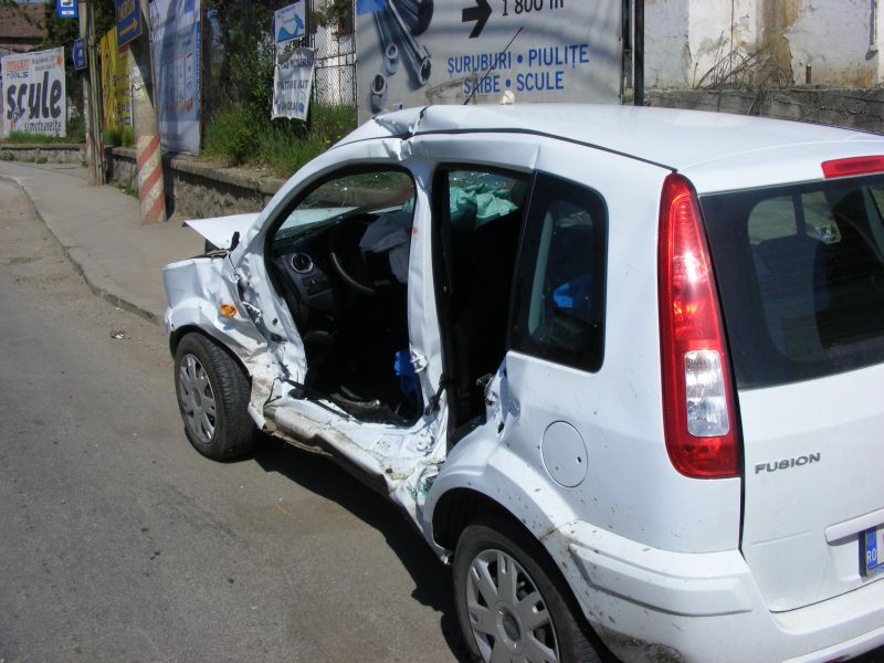ŞPRIŢUL MINIVACANŢEI a cauzat 15 tragedii pe şosele