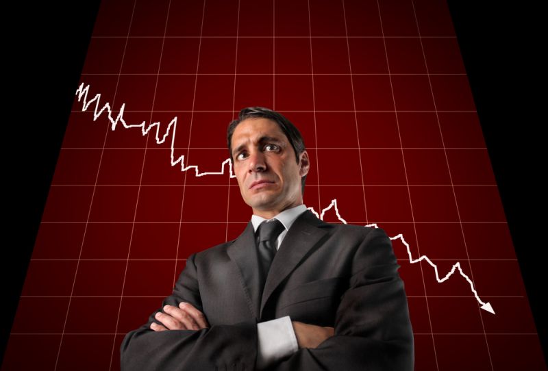 UniCredit şi Intesa, retrogradate de Moody's, alături de alte 24 de bănci