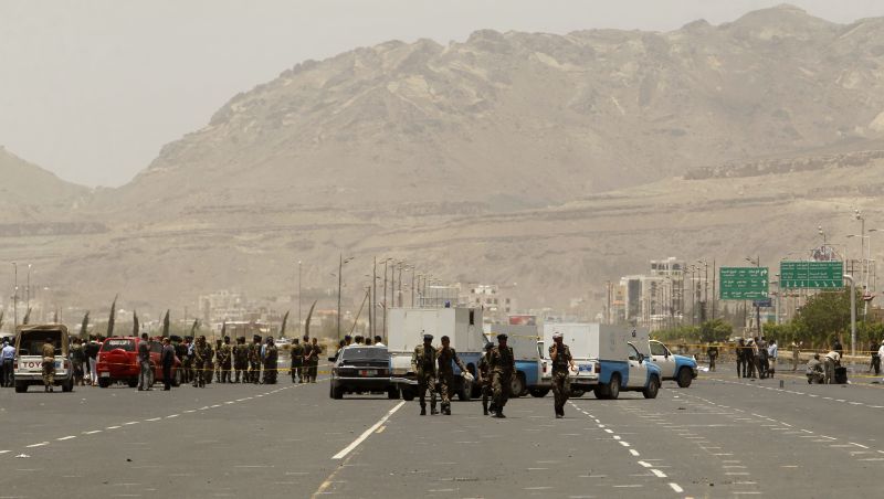 ATENTAT CU BOMBĂ în Pakistan