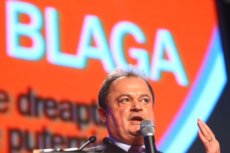 Blaga îi aminteşte lui Corlăţean că Guvernul este responsabil de organizarea alegerilor