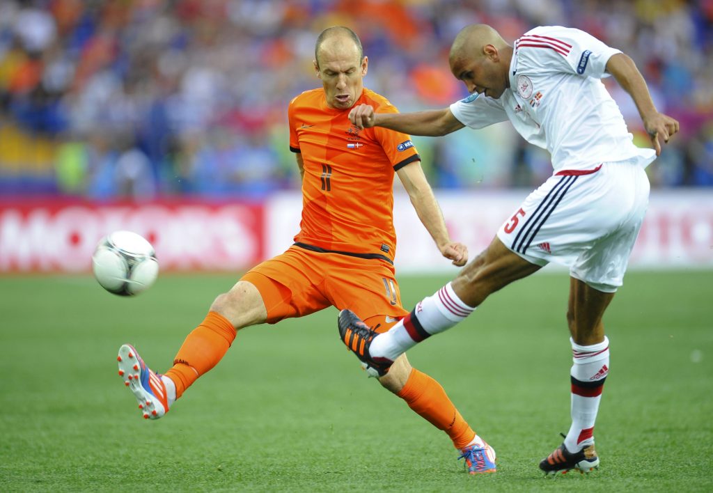 CONCURS EURO 2012: Olanda - Germania. Batavii sunt pe marginea prăpastiei