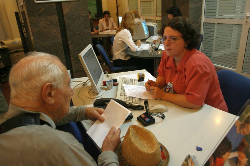 Cum iei credit dacă ai restanţe la bănci