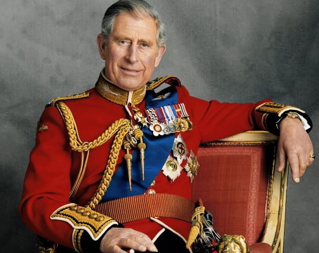 Cum se îmbracă Prinţul Charles